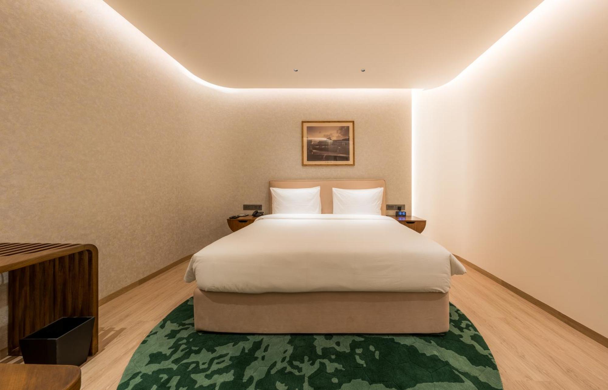 080 Transit Hotel, T2 Turuvekere Екстериор снимка
